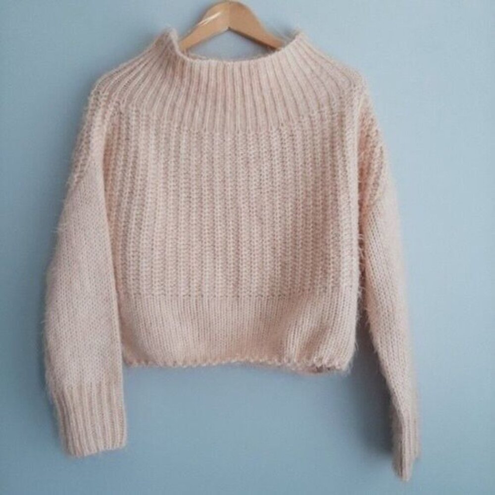EBBY AND I / Off Shoulder Sweater Blush Designed in Australia Sz M